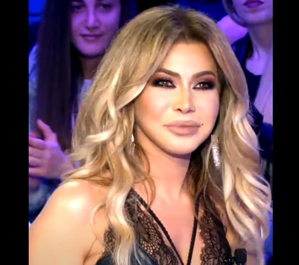 نوال الزغبي تُحيي حفلًا غنائيًا في قبرص وتتألق في ألبومها الجديد