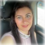 الإعلامية مريم صابر